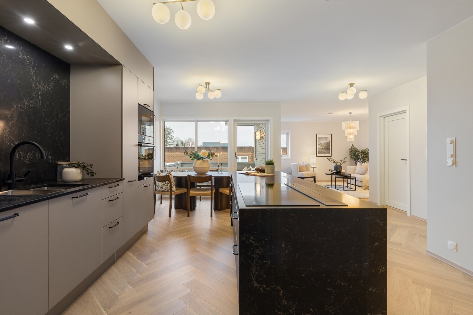 Innredningen er levert av danske HTH. Galleribilde