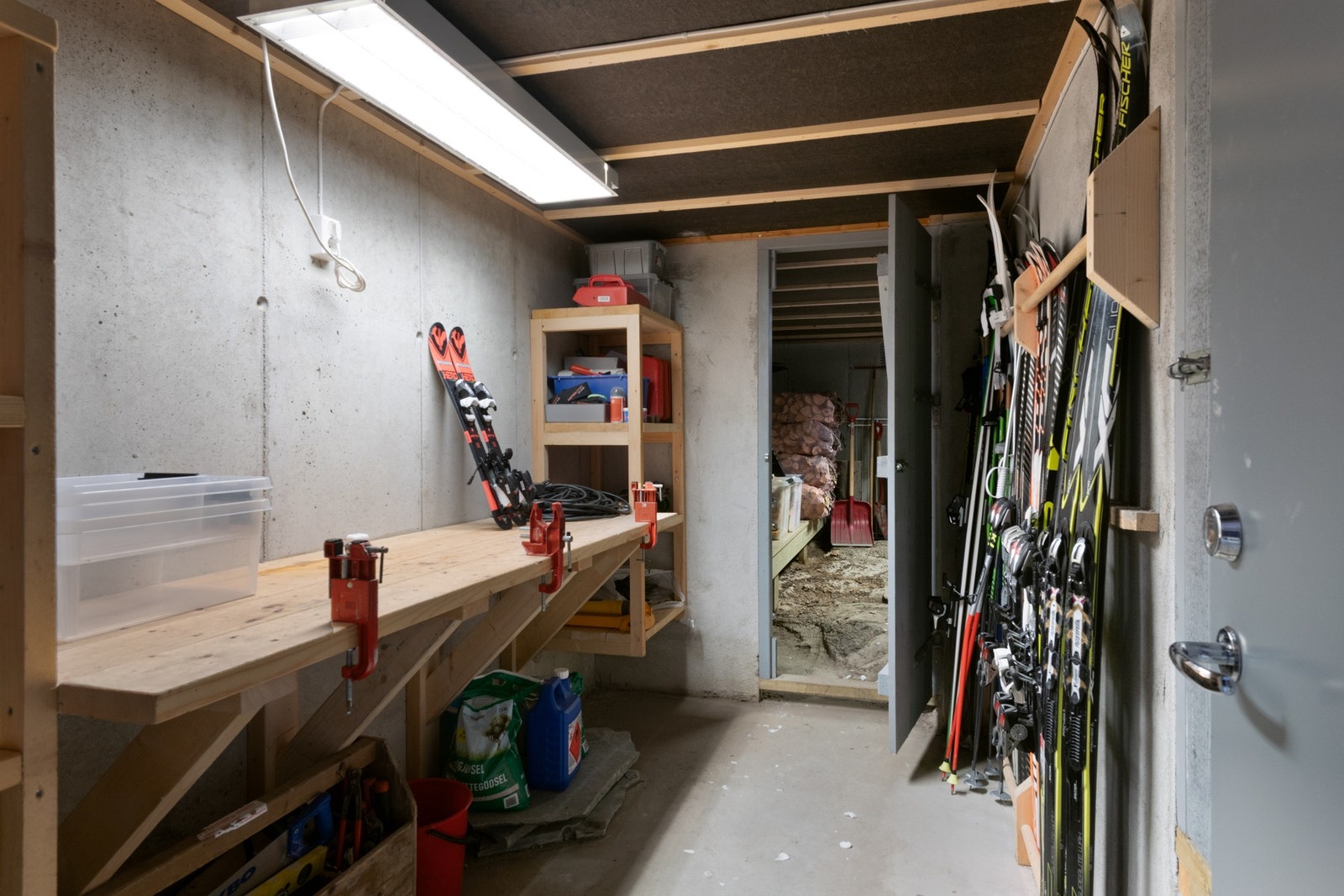 Skibod. Galleribilde