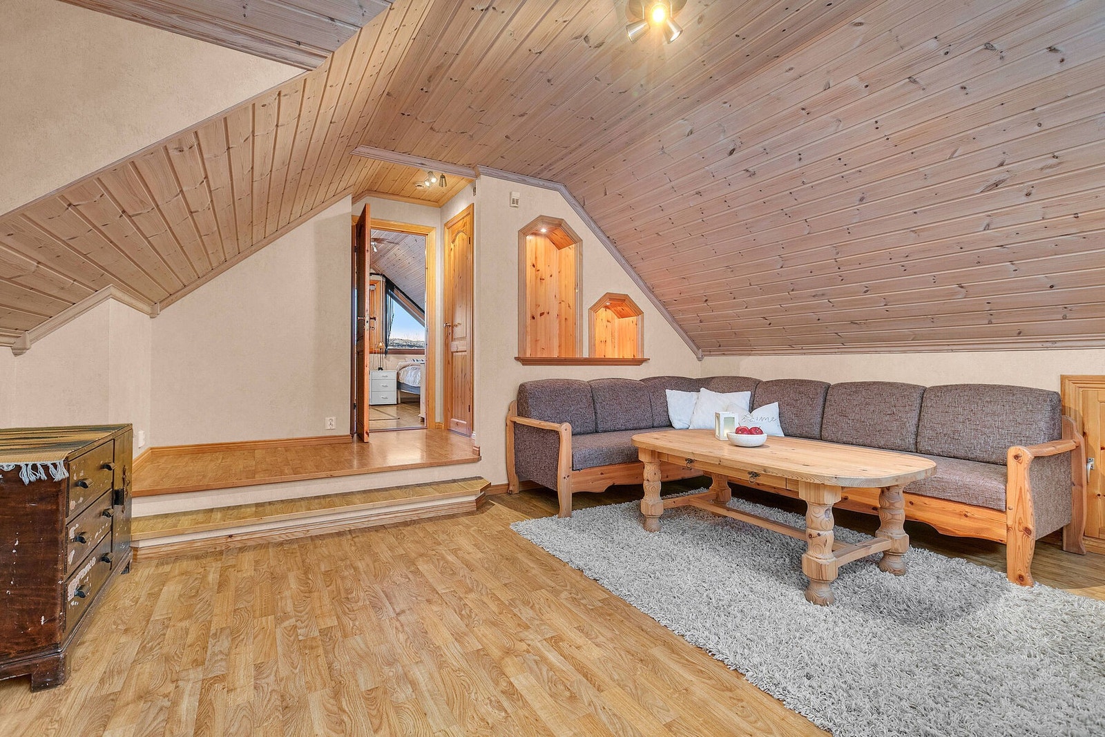 Loftstue - perfekt for små og store barn Galleribilde