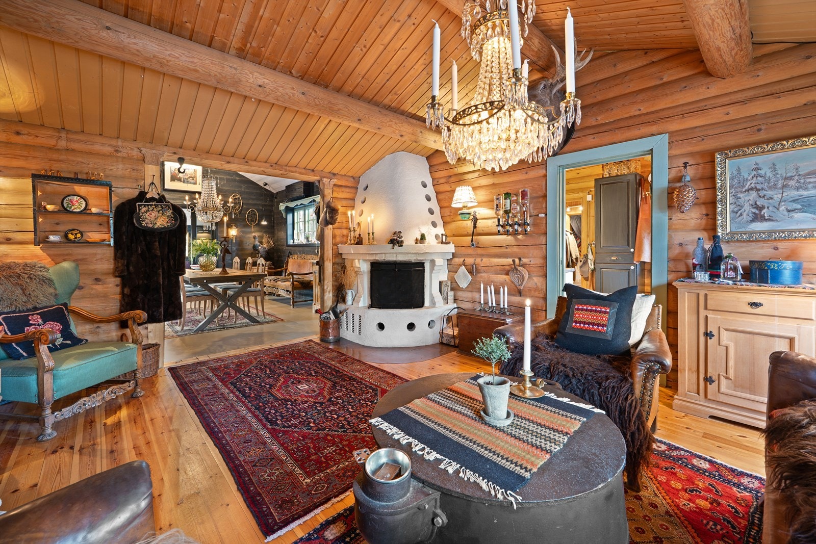 Stue i den gamle hytten Galleribilde