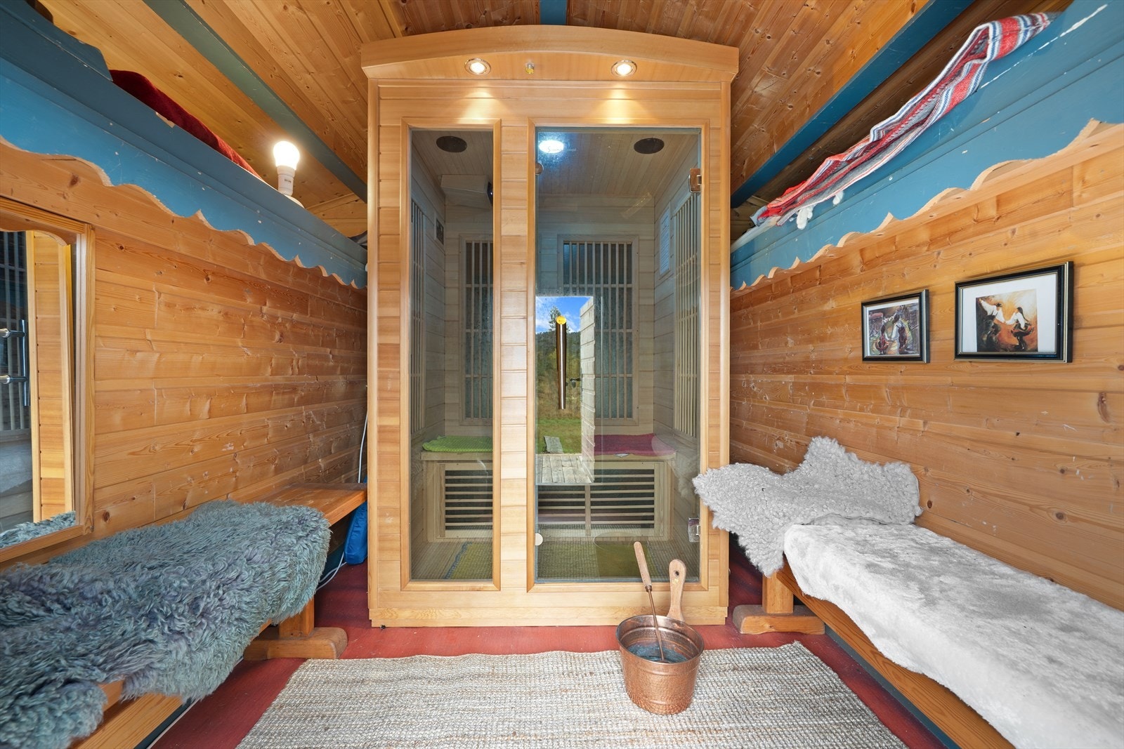 Badstue i egen del Galleribilde