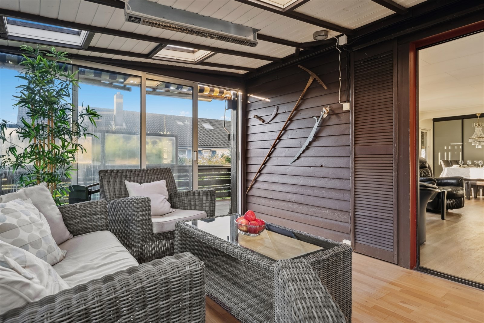 Herfra er det direkte utgang til terrassen. Galleribilde