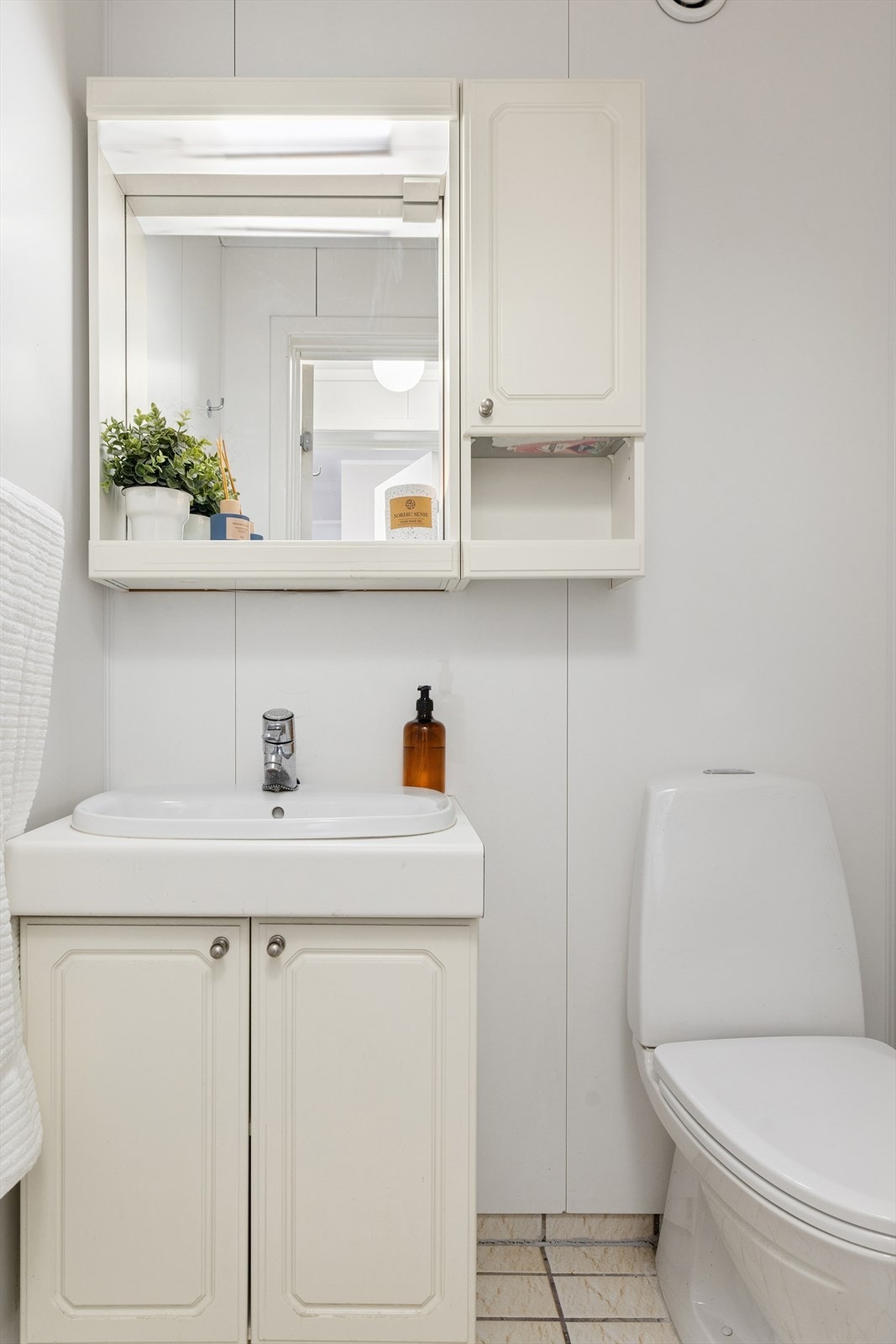 Toalettrom. Galleribilde