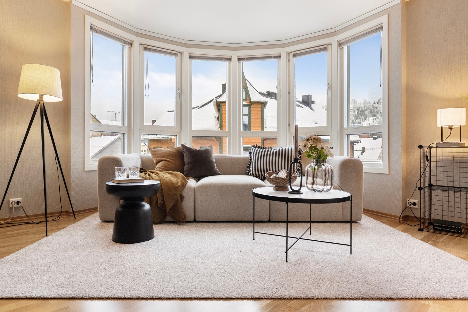 Velkommen til denne innbydende leiligheten i Trondhjemsvegen 5! Galleribilde