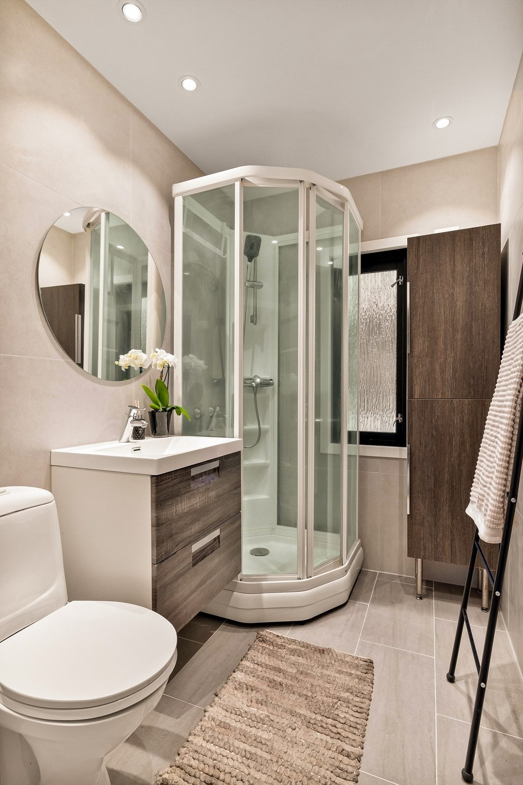 Nyoppusset delikat og areal effektivt bad Galleribilde