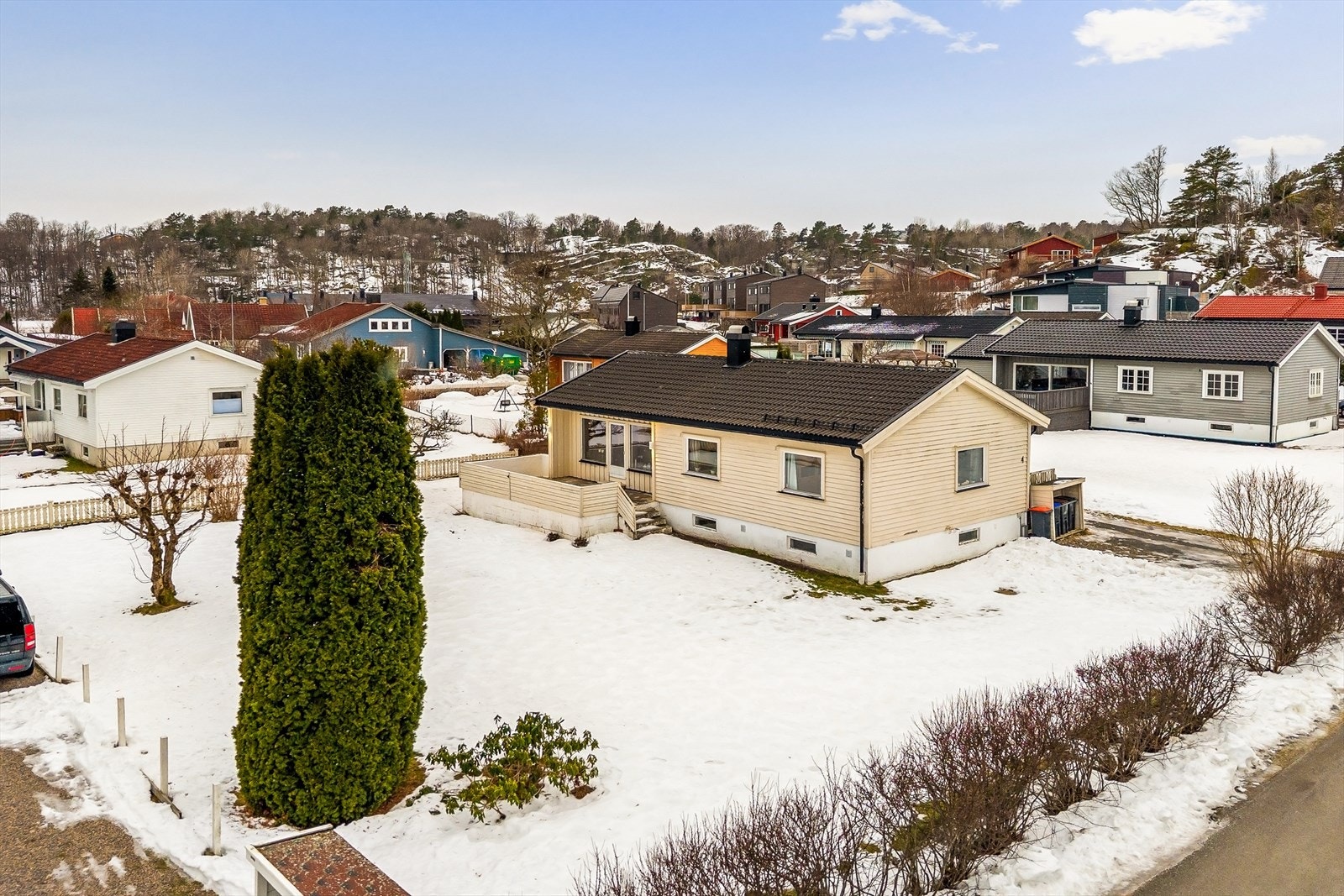 Irisveien 4 - Oversiktsbilde Galleribilde