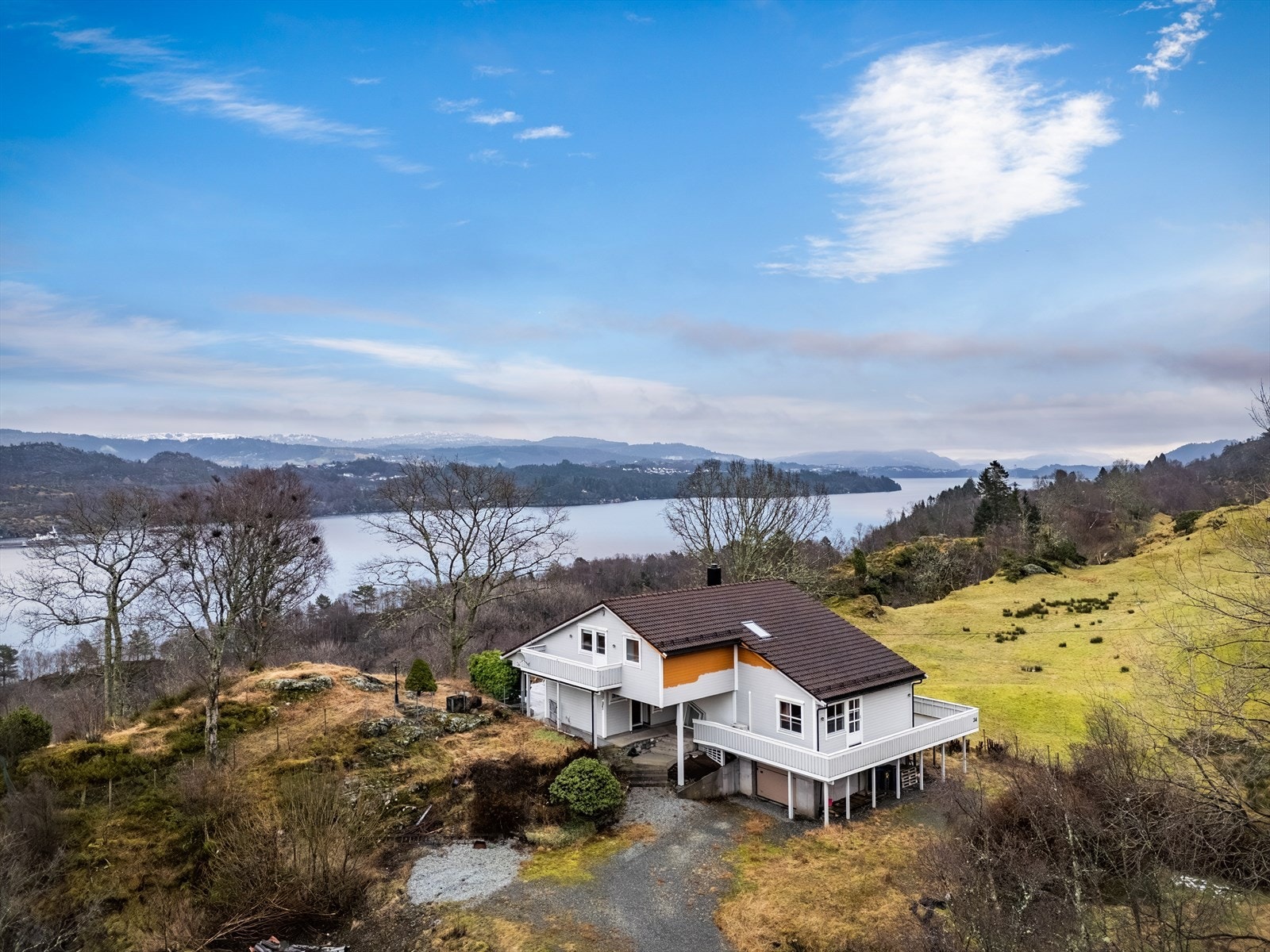 - Emera eiendomsmegling v/Erlend Stokmo har gleden av å presentere Gaustad 34 - Galleribilde