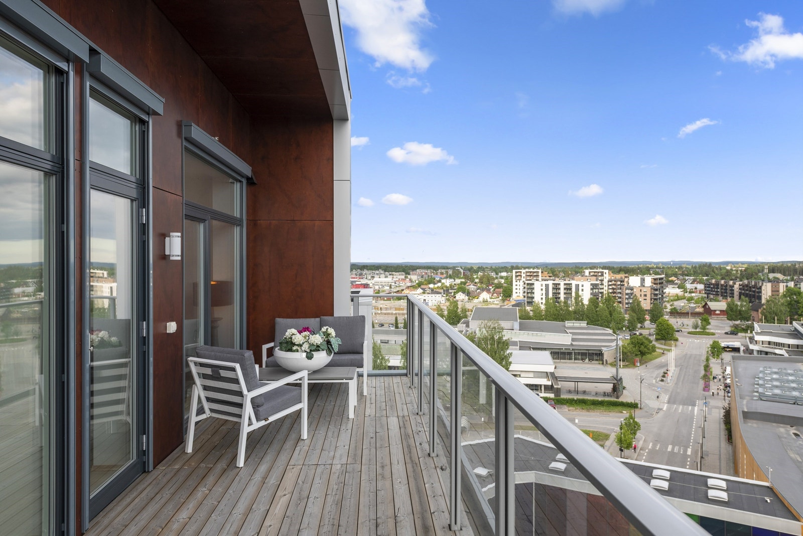 004_.jpg Galleribilde