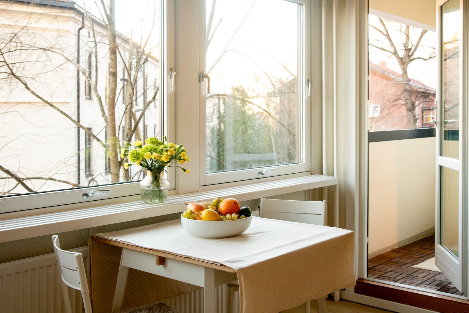 Utgang til flott balkong fra stue. Galleribilde