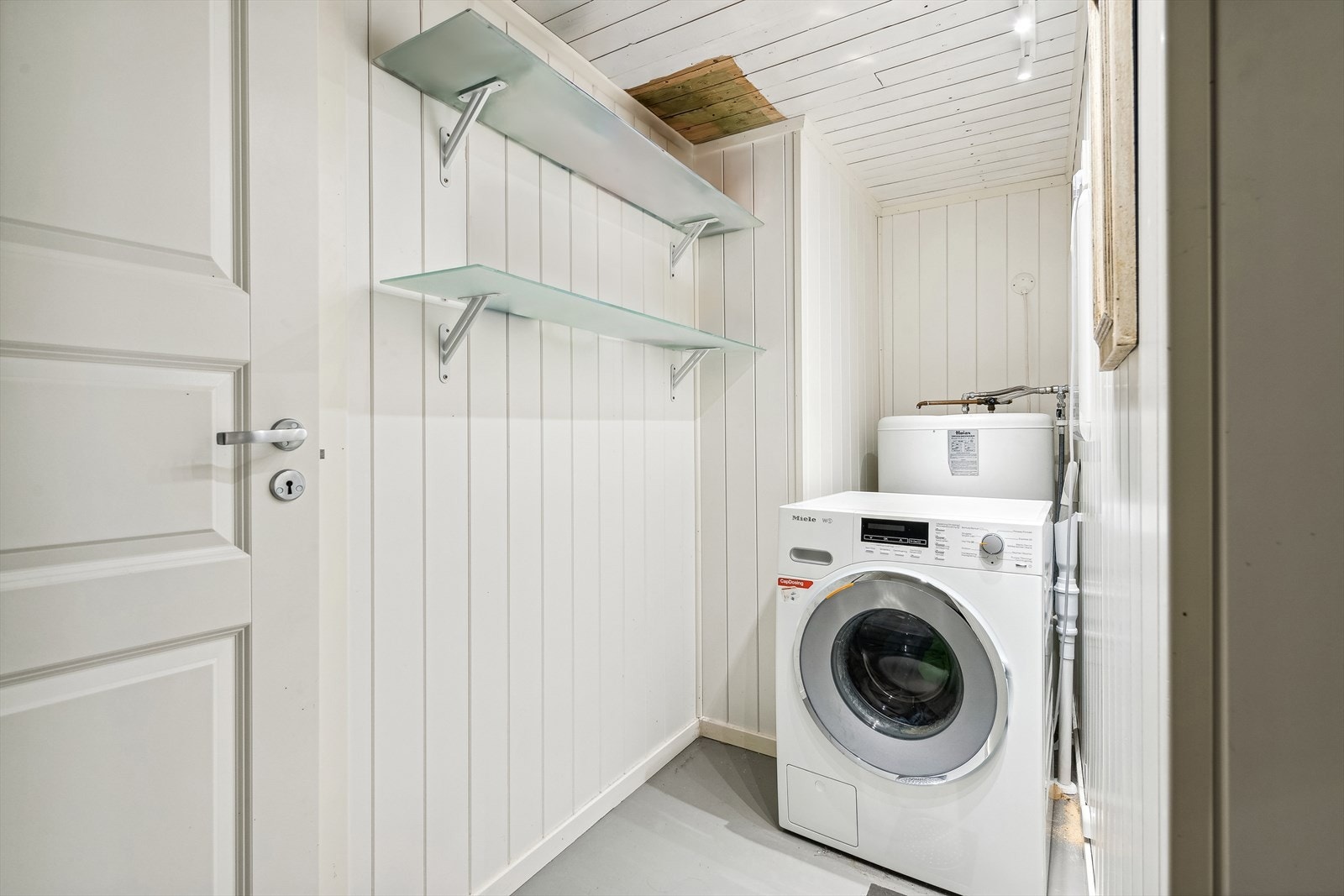 Vaskerom. Galleribilde