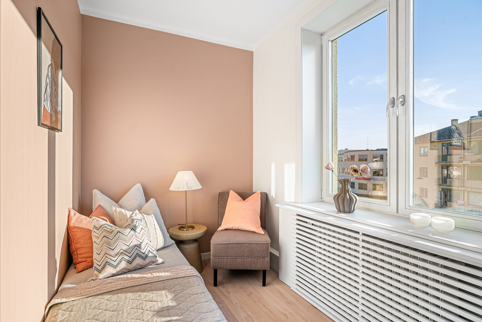 Det tredje soverommet er fleksibelt og passer perfekt som hjemmekontor, barnerom eller gjesterom. Galleribilde