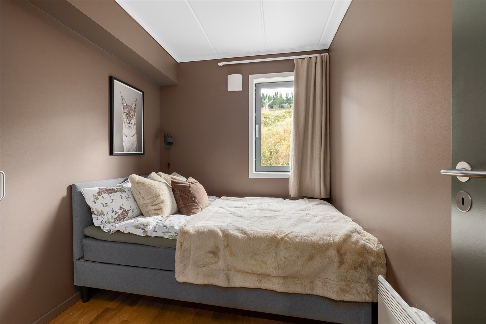 Soverom 2, innredet med dobbelteng. Galleribilde