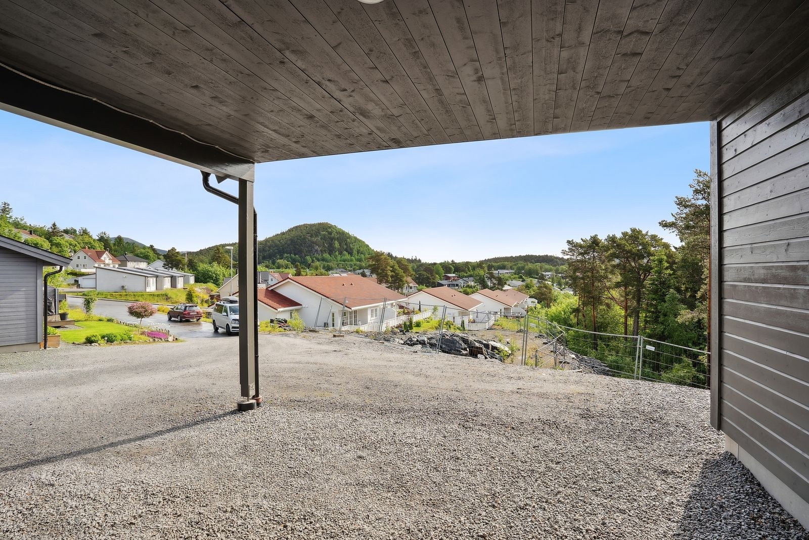 Halvparten ligger sentralt til i populære Årnset, et "steinkast" unna sentrum. Galleribilde