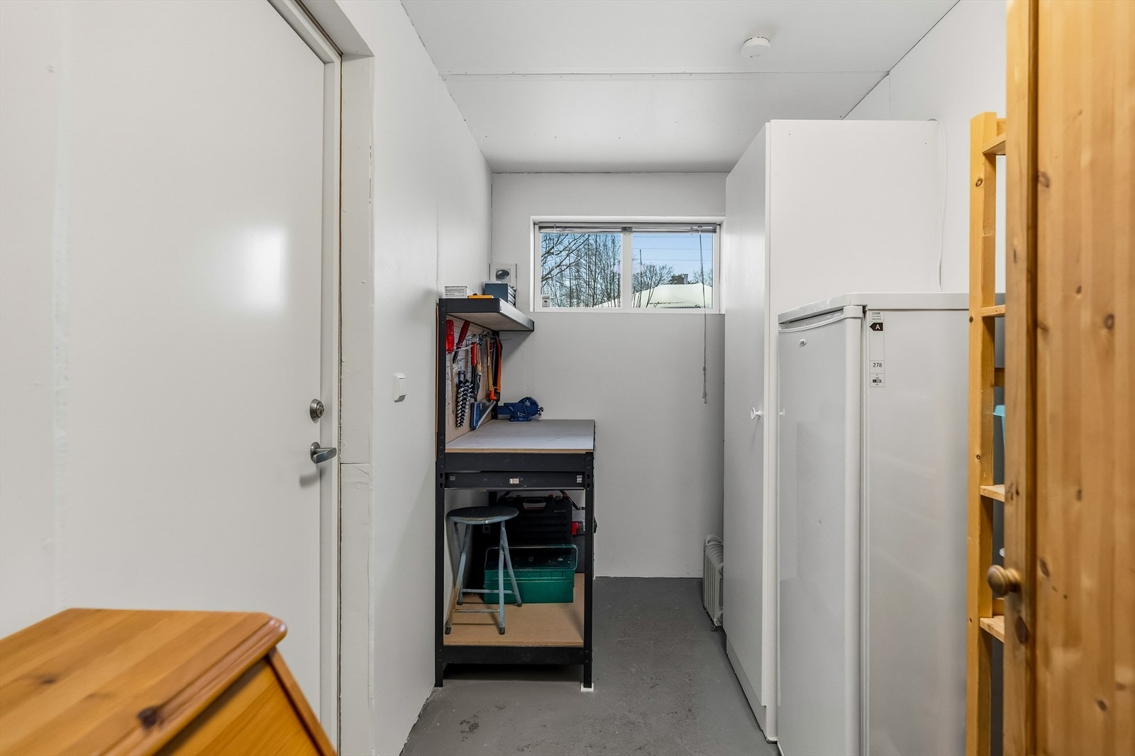 Utvendig bod med mye lagringsplass. Galleribilde