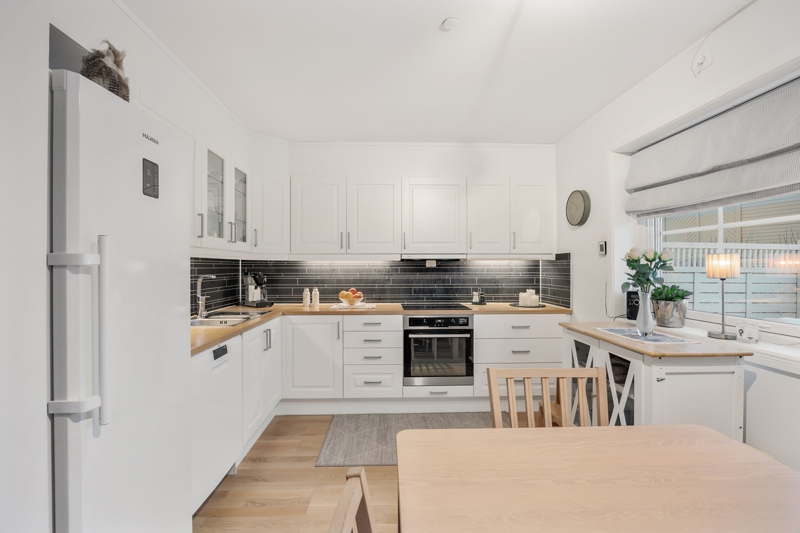 Tiltalende 3-roms endeleilighet fra 2018. Galleribilde