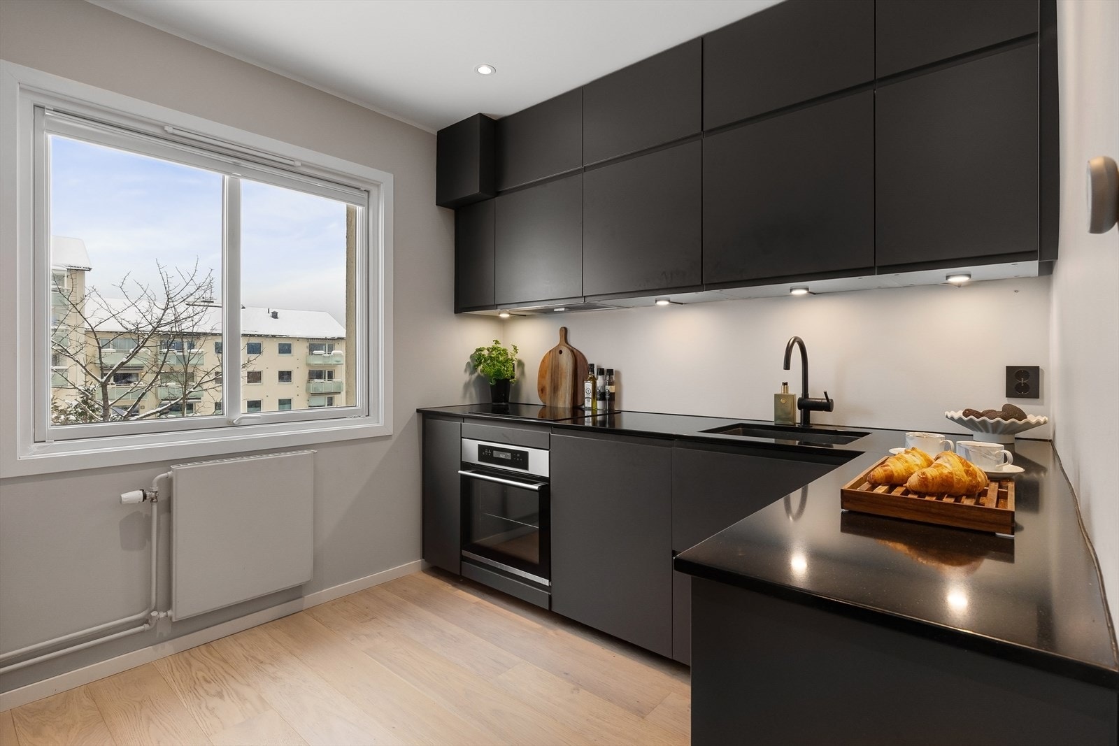 Lekkert oppdatert kjøkken fra 2020. Galleribilde