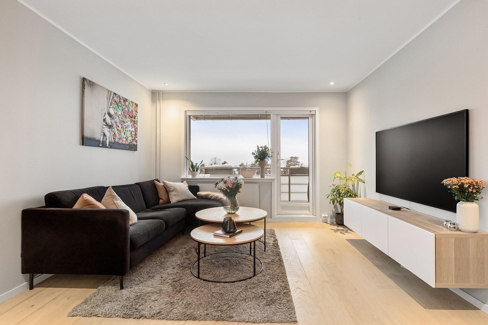 Helstav eikeparkett i stue Galleribilde