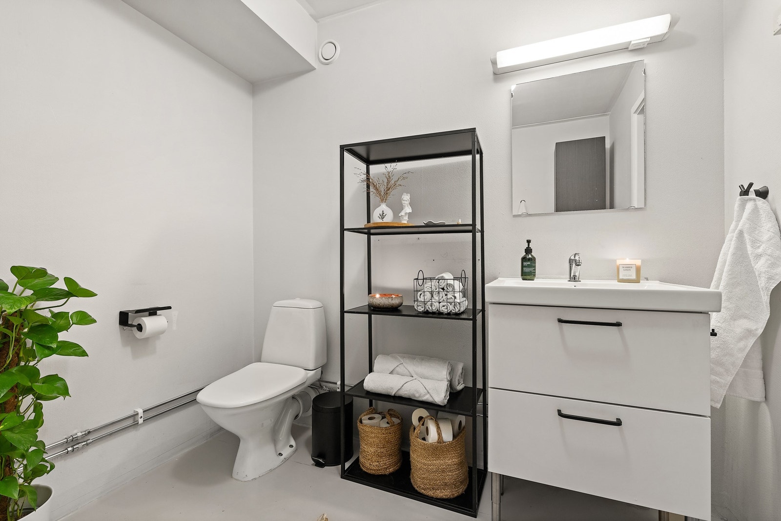 Varmekabler i gulv. Galleribilde