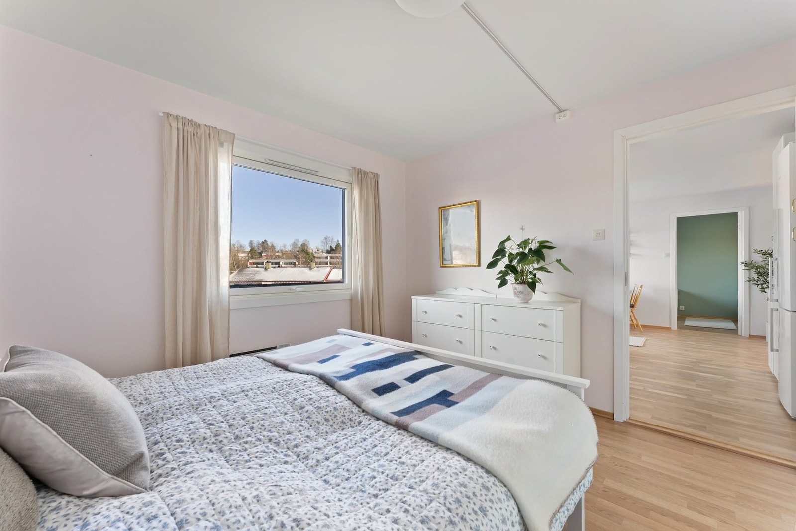 Soverom 1 av 2. Galleribilde