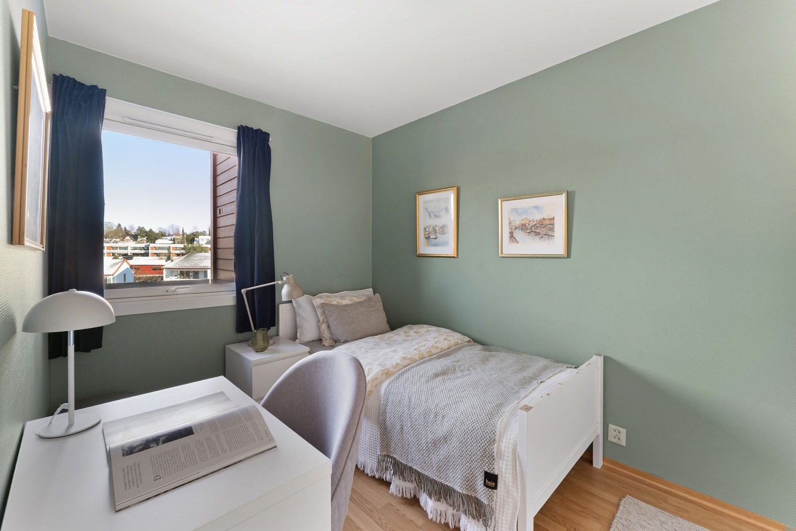 Soverom 2 av 2. Galleribilde