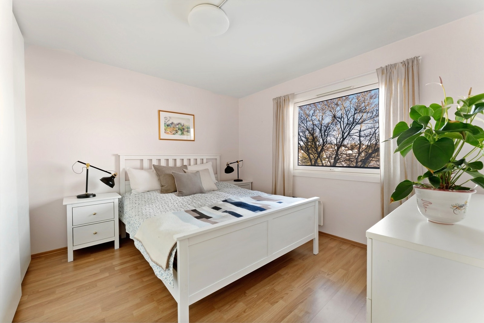 Soverom 1 av 2. Galleribilde