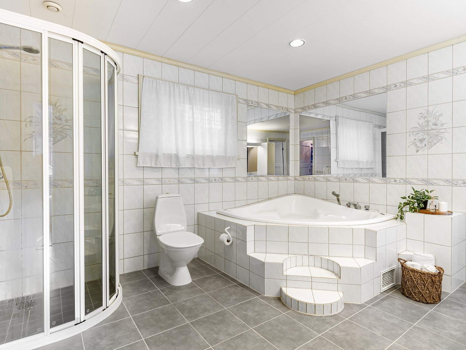 Spotter i tak Galleribilde