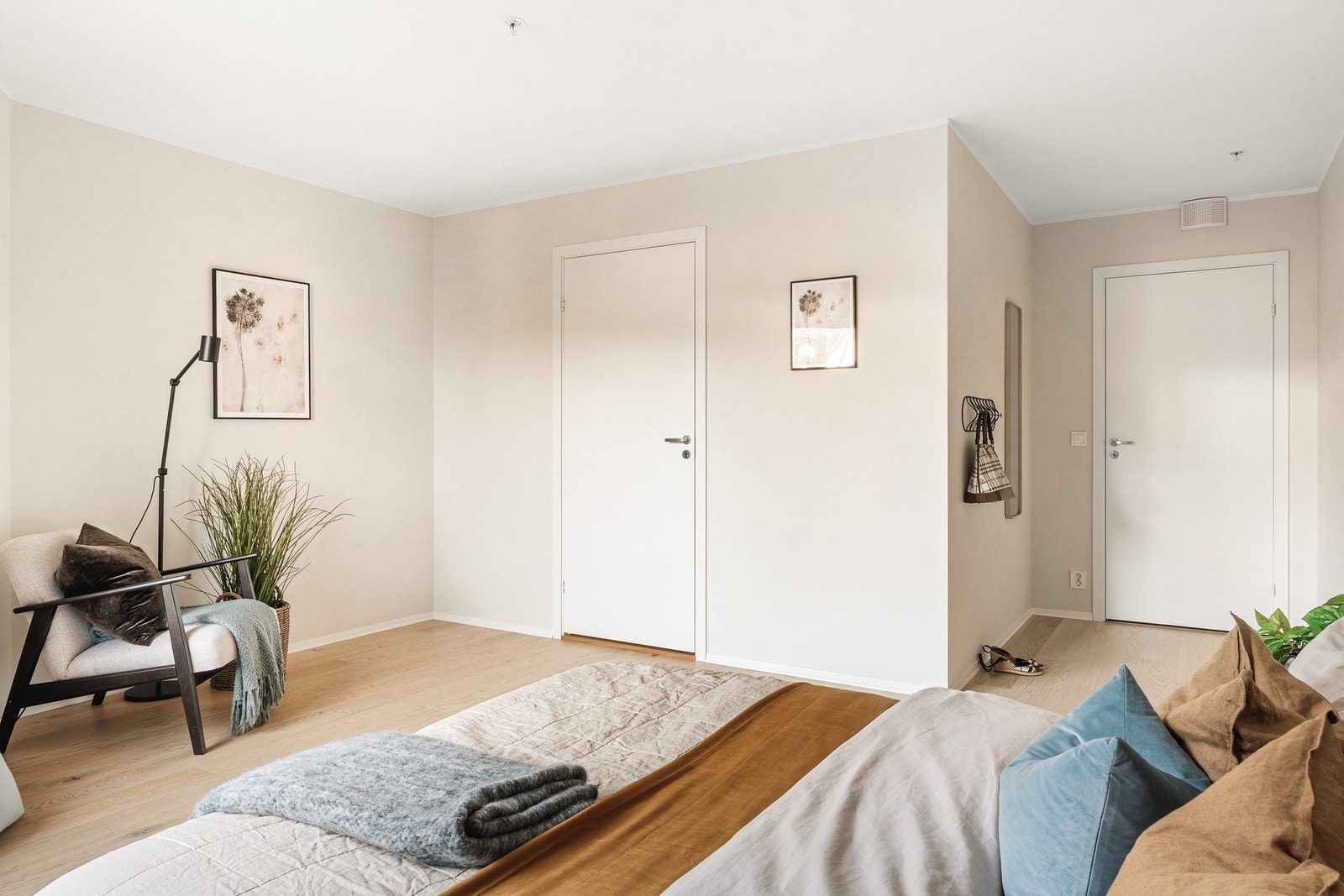 Hovedsoverommet har direkte adkomst til eget bad Galleribilde