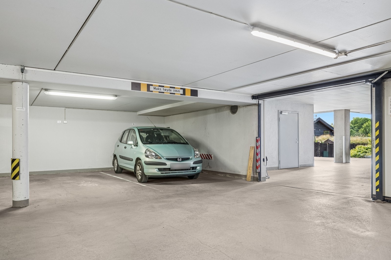 P-plass i garasje medfølger Galleribilde
