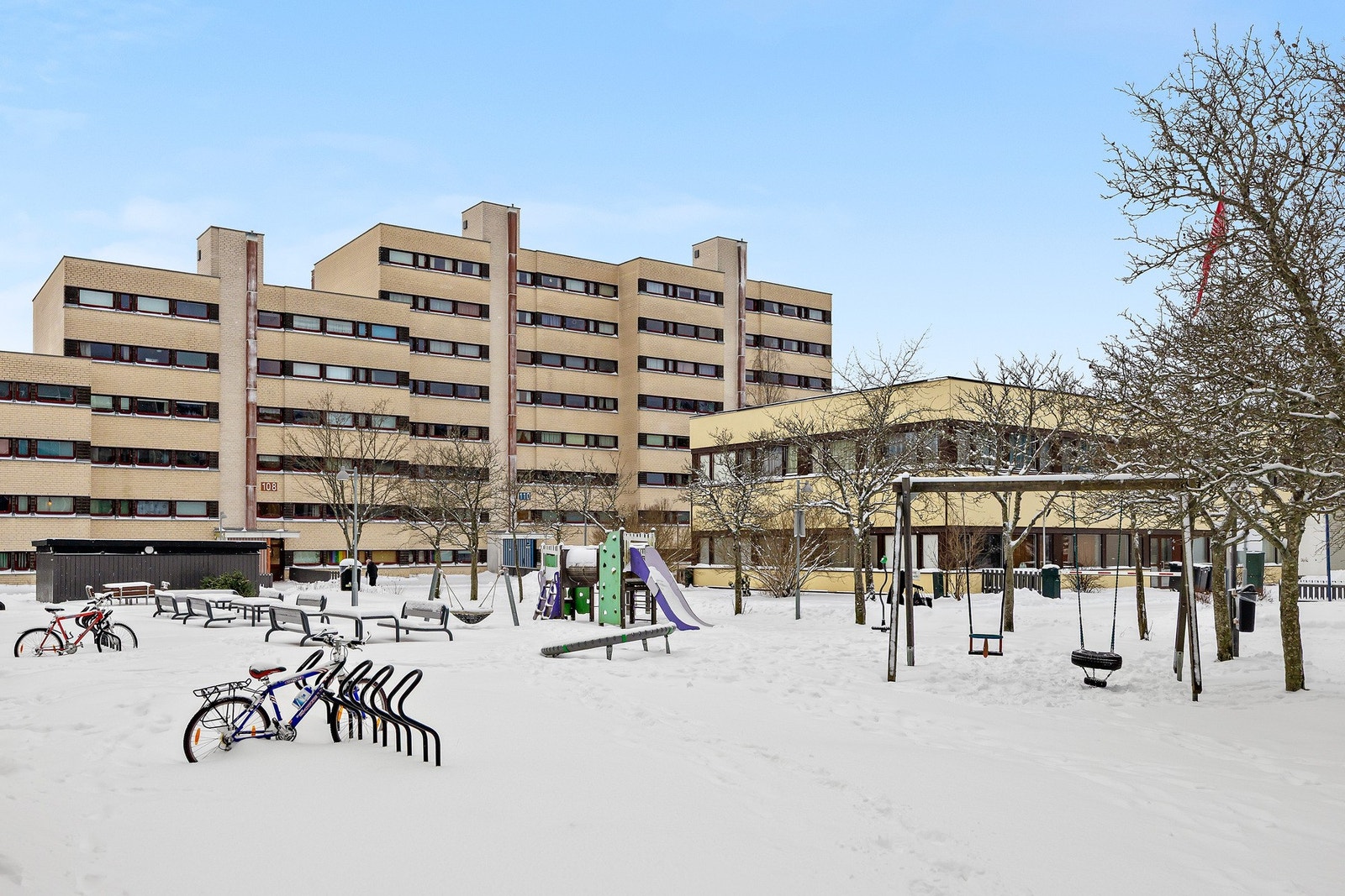 Takk for denne gang, og velkommen til en hyggelig visning i Odvar Solbergs vei 100! Galleribilde