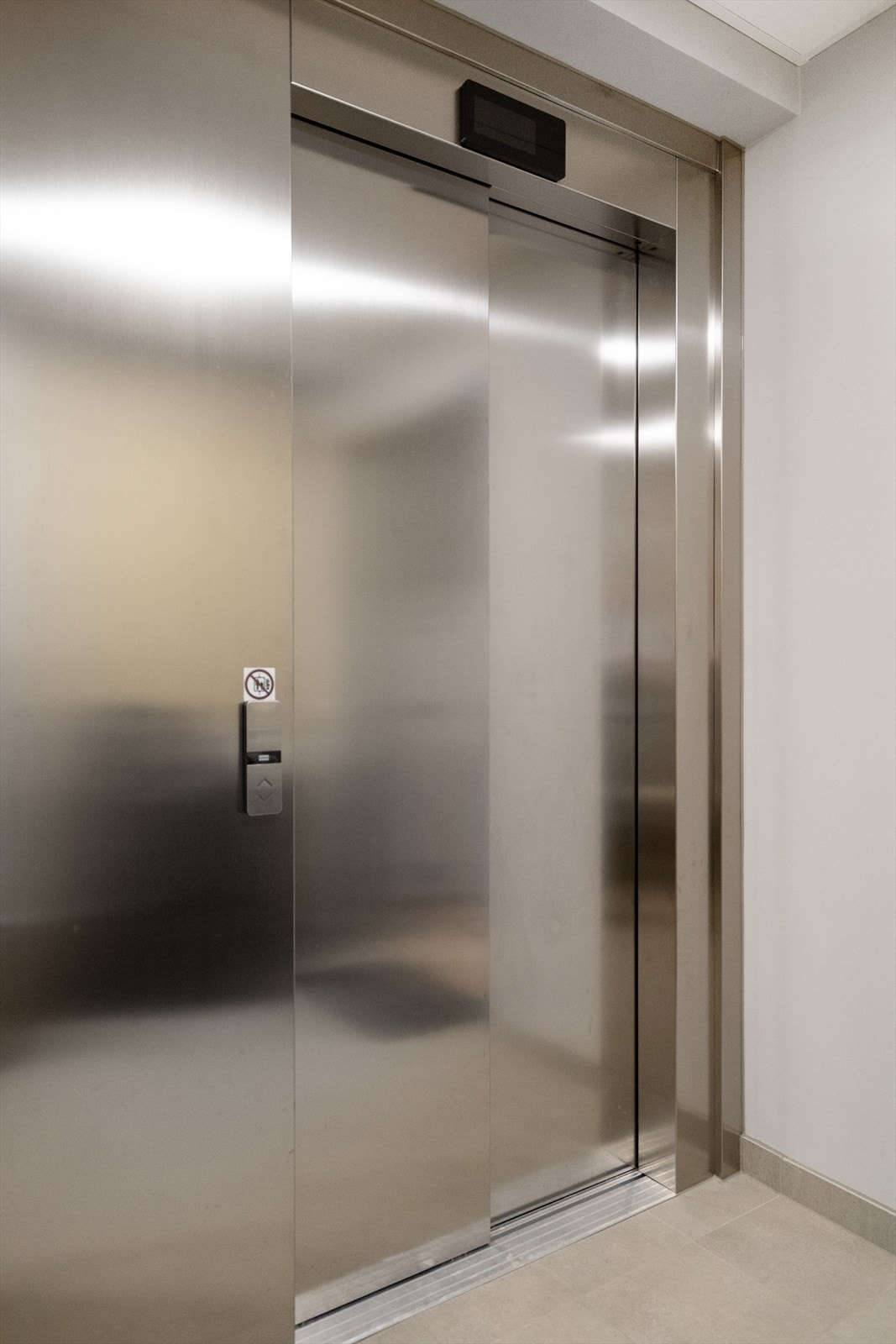 Det er heis i bygget. Galleribilde