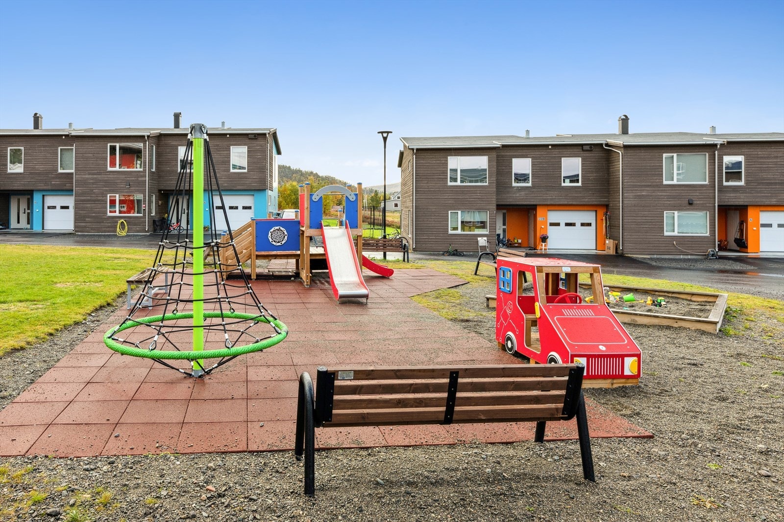 Sameiet har fine lekeplasser for de minste. Galleribilde