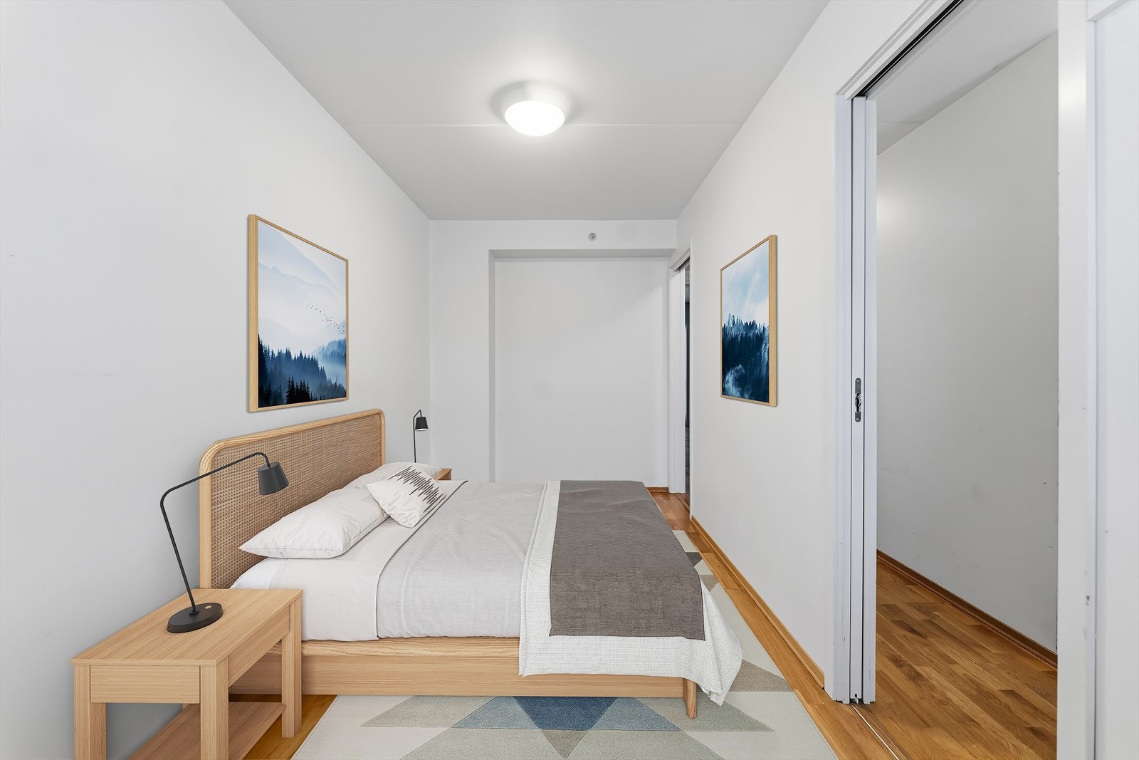 Det er plass til garderobeskap i soverommet. (Bildet er digitalt stylet). Galleribilde