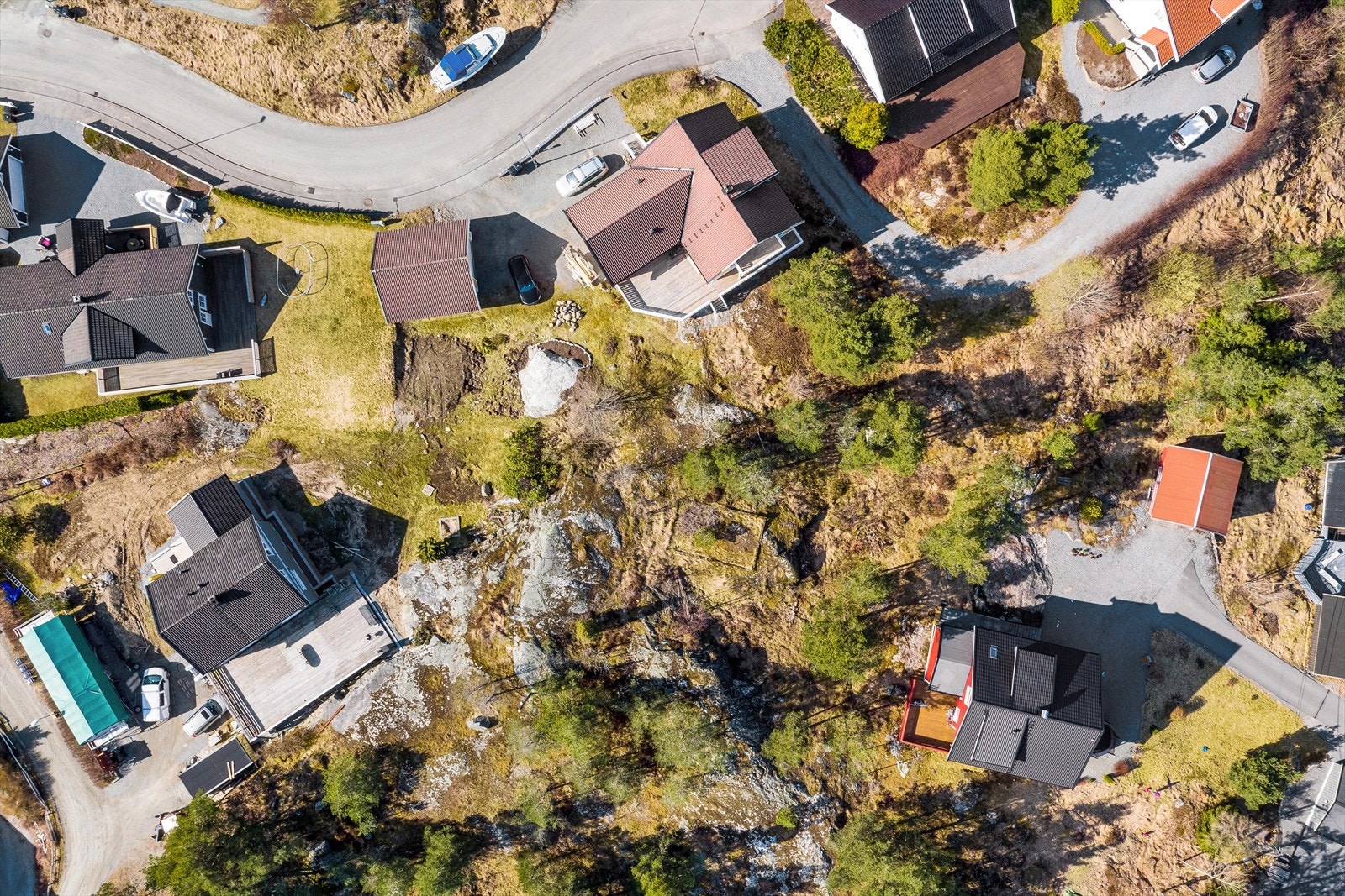 12hoydefoto.jpg Galleribilde