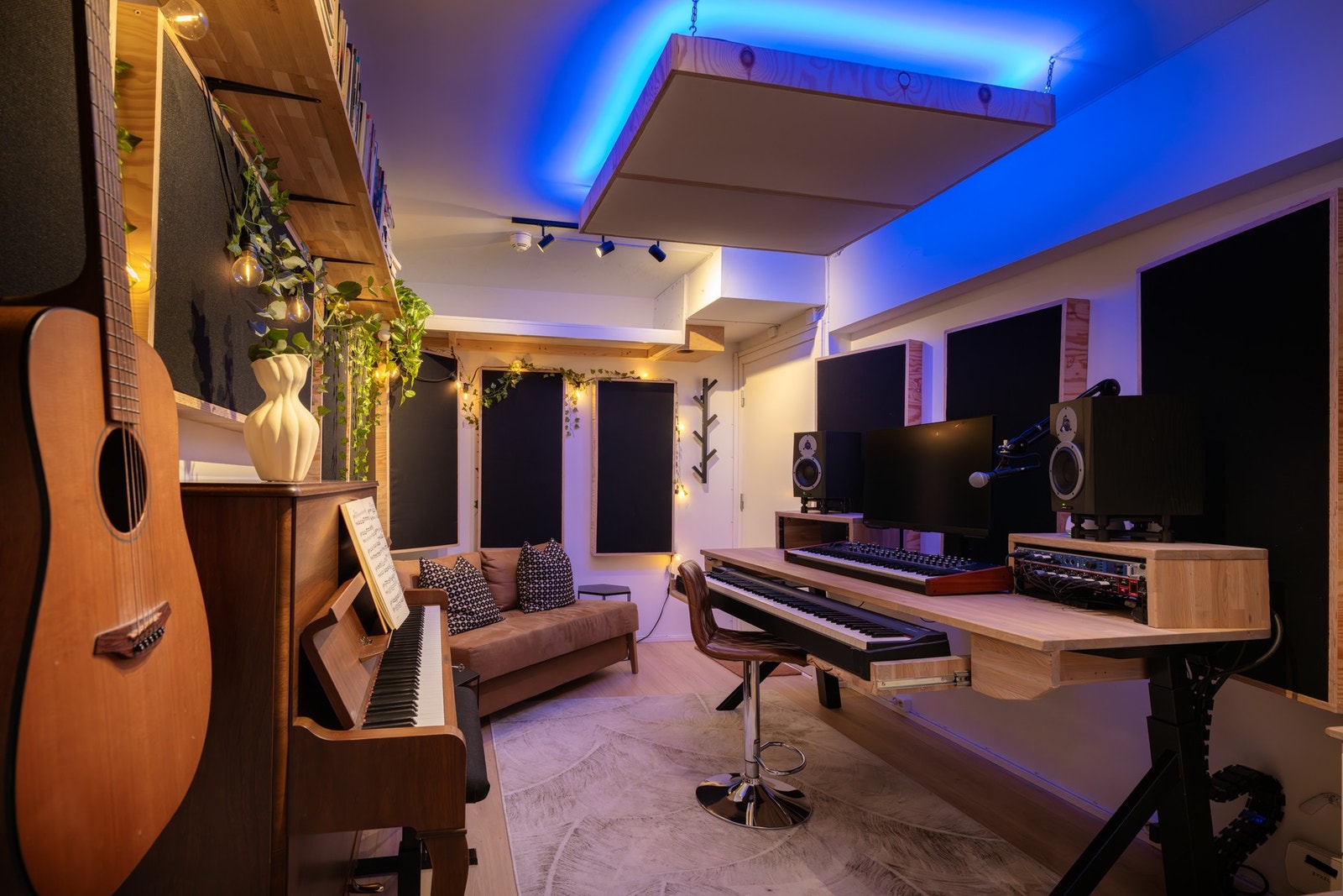 Her er det et gjennomført og funksjonelt musikkstudio. Galleribilde