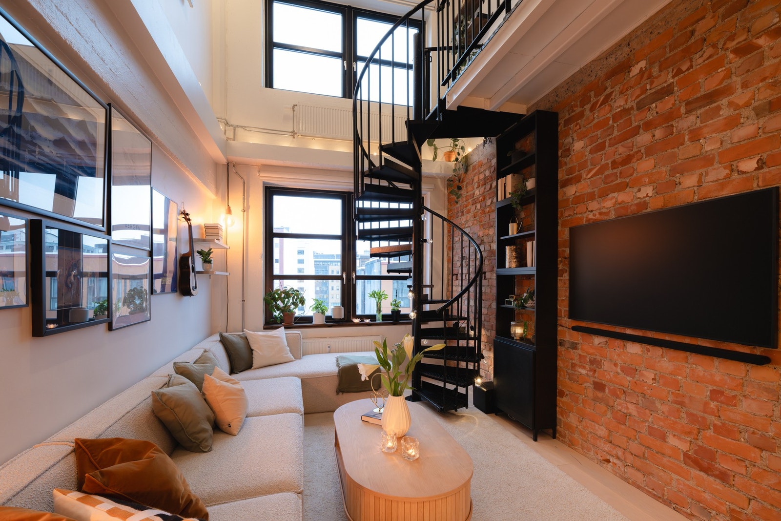 Dette er en unik og rålekker leilighet som virkelig skiller seg ut i mengden med en New York-inspirert atmosfære! Galleribilde