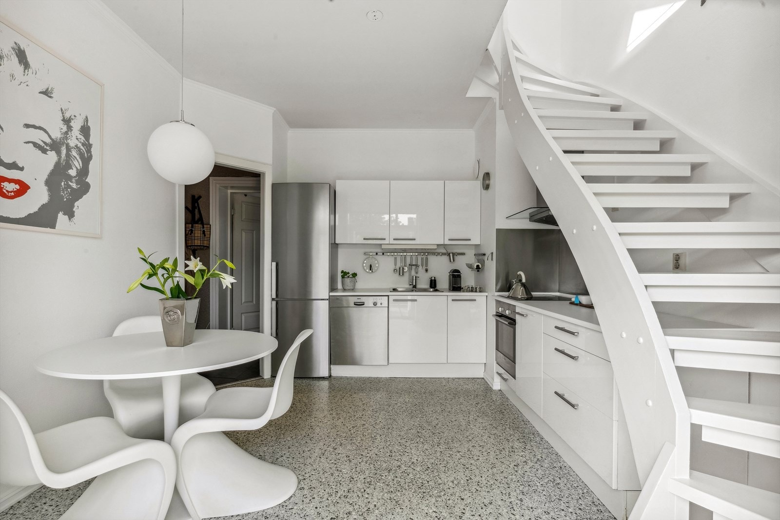 Koselig spiseplass på kjøkkenet Galleribilde