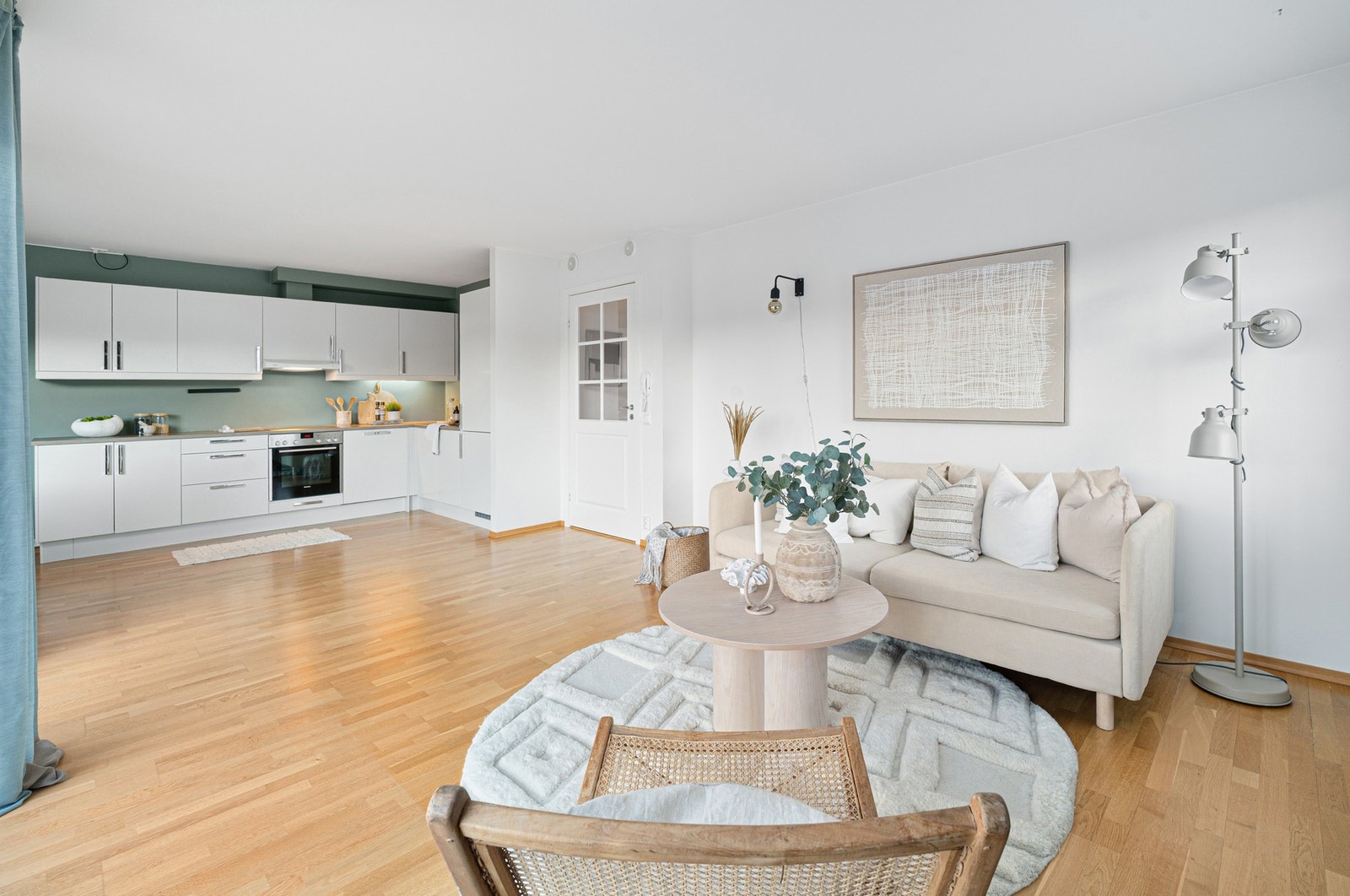 Den gode planløsningen gjør det enkelt å møblere etter eget ønske. Galleribilde