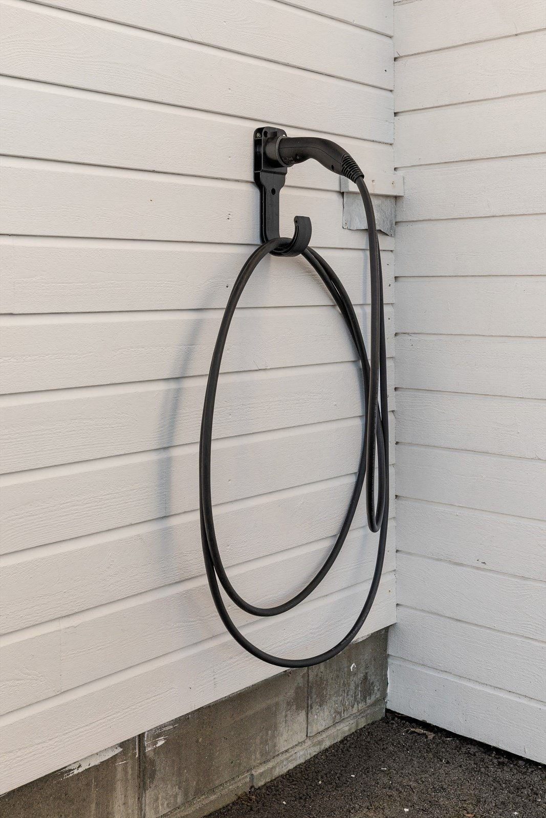 Elbillader installert Galleribilde