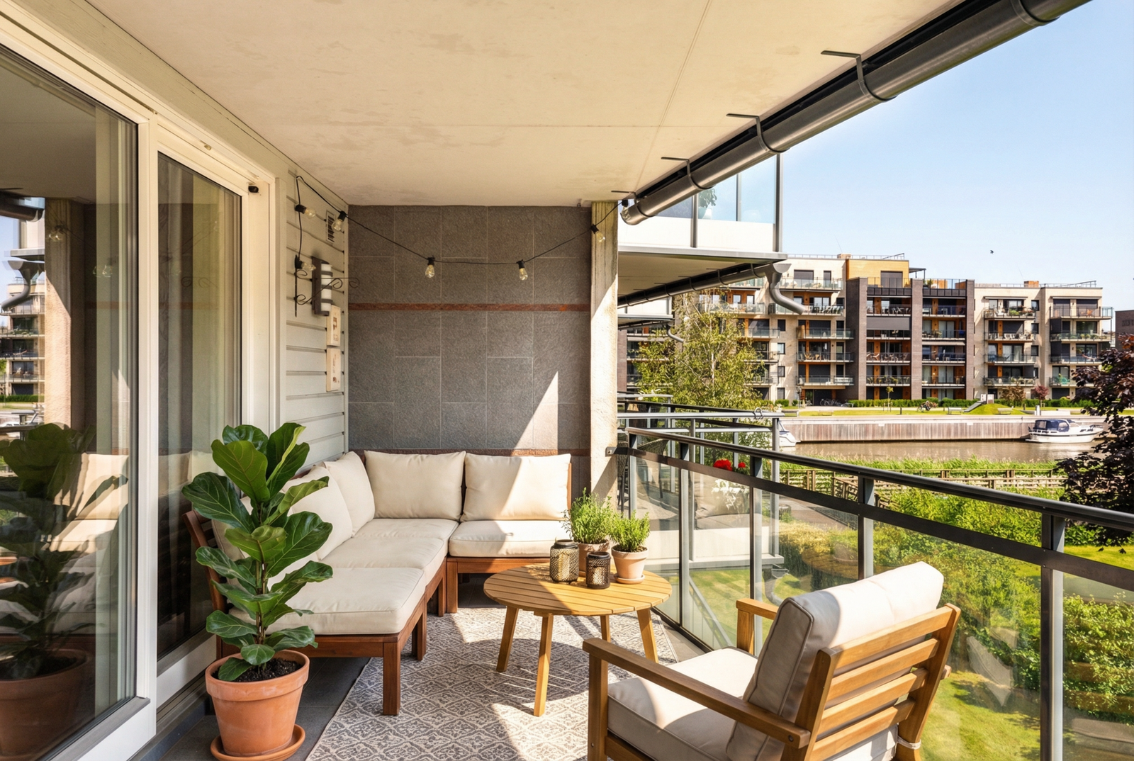 Balkong
Bilde er datastylet Galleribilde