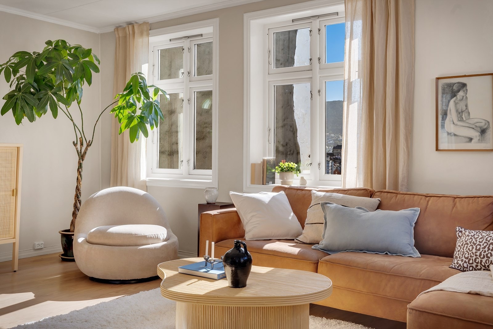 Meget trivelig bergenshus med tilbaketrukket beliggenhet og solrik terrasse - bør sees! Galleribilde