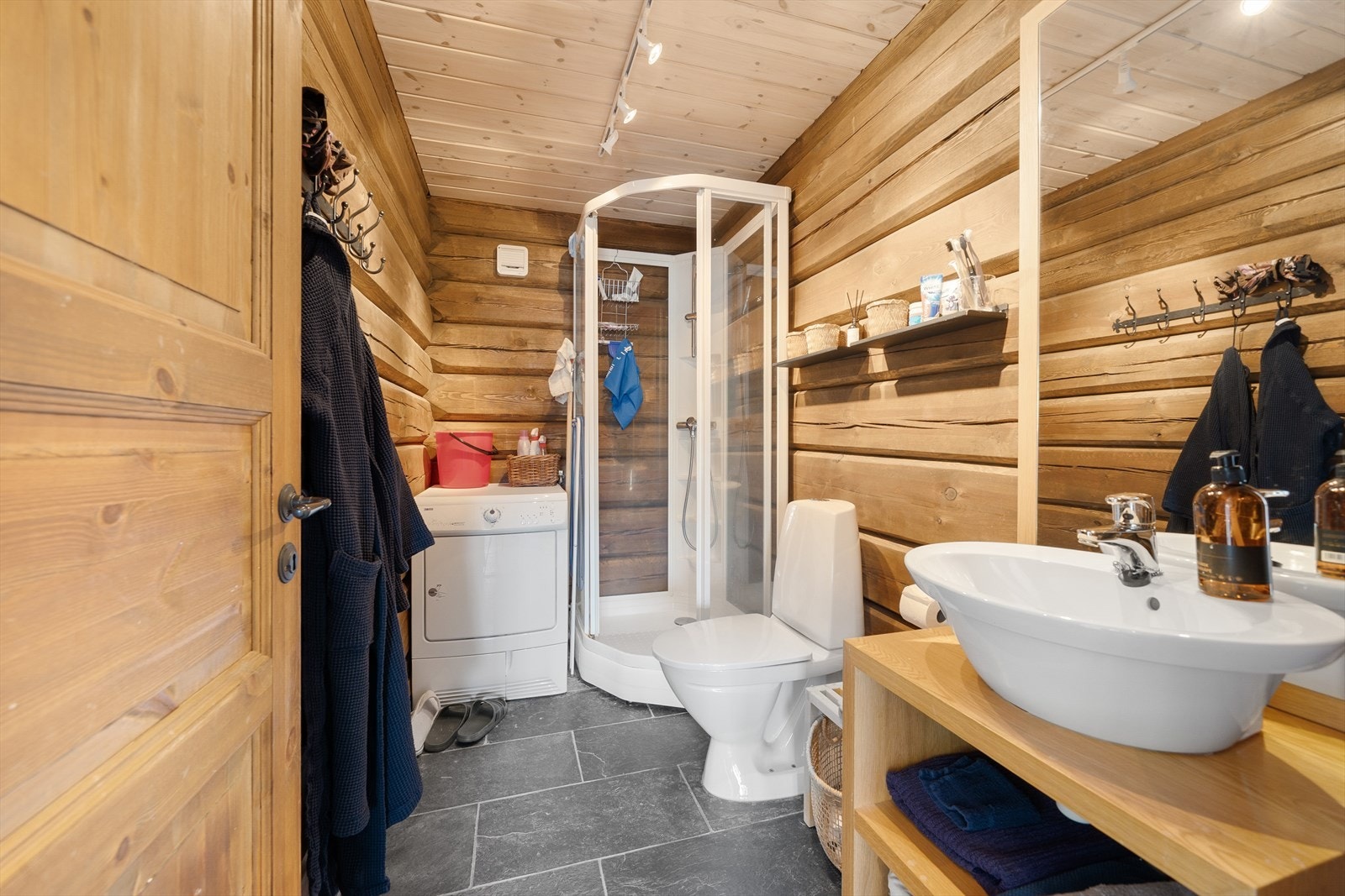 Anneks bad Galleribilde