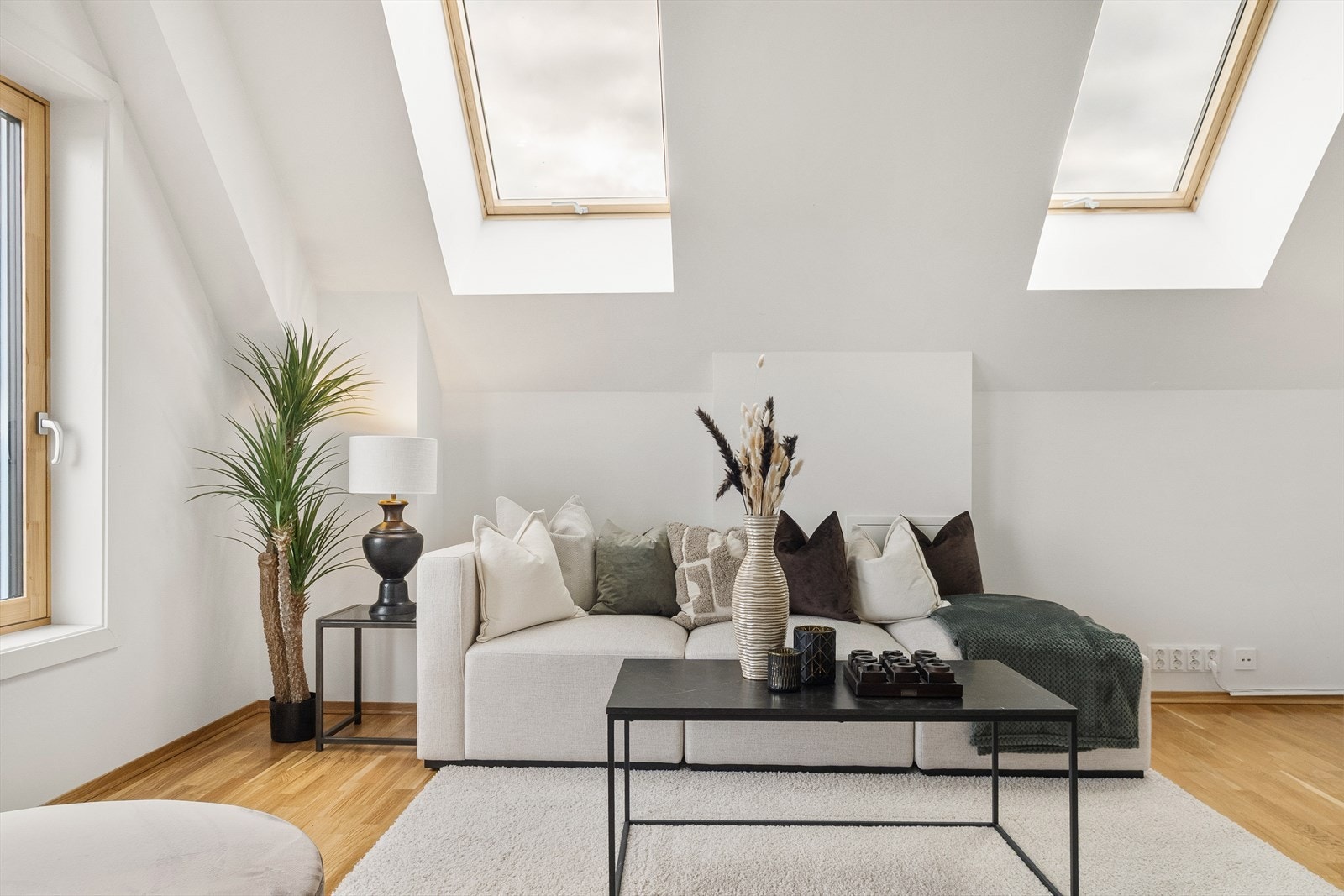 Her bor du i et nyere bygg med moderne kvaliteter med blant annet balansert ventilasjon for et behagelig inneklima. Galleribilde