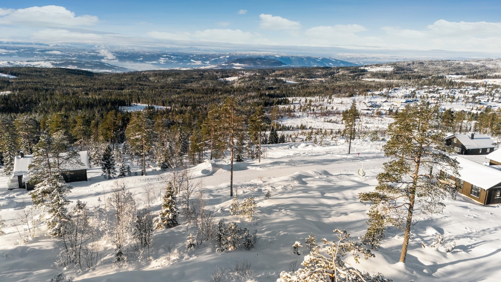 Bygg din drømmehytte i naturskjønne omgivelser! Løypenettet i umiddelbar nærhet fra eiendommen Galleribilde