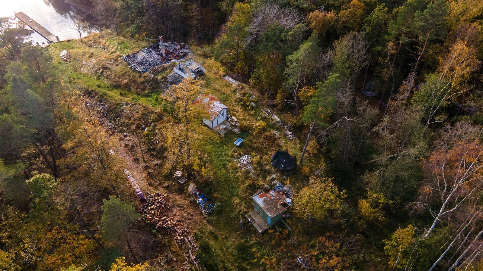 Stor tomt på 1,5 mål med god plass Galleribilde