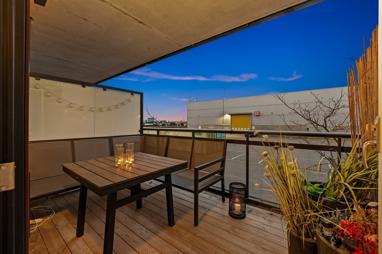 Fra stuen har du adkomst til en koselig balkong med plass til stor sittegruppe. Galleribilde