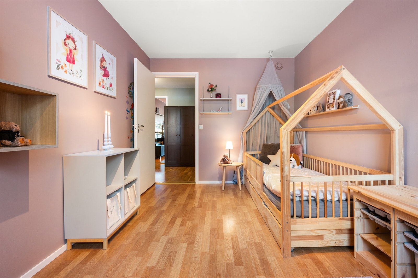 Et fleksibelt rom som egner seg godt som barnerom, gjesterom eller kontor. Galleribilde