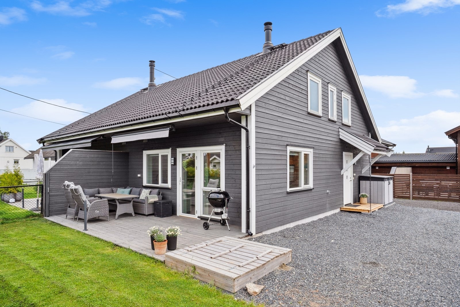 DNB Eiendom ved Malin Bruer har gleden av og presentere Klokkerstuveien 2, en attraktiv halvpart av tomannsbolig fra 2021! Galleribilde