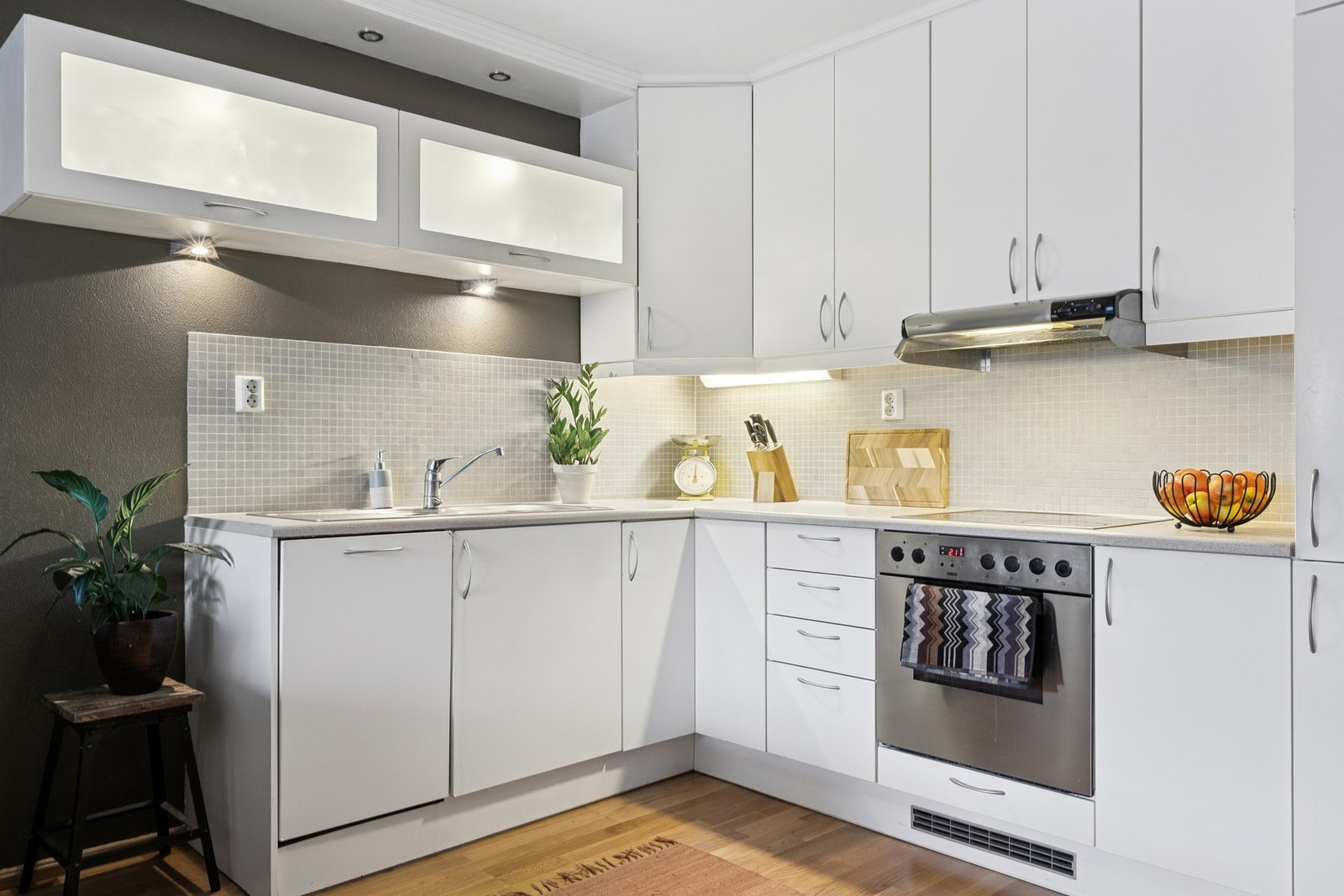 Integrerte hvitevarer som medfølger handelen. Galleribilde