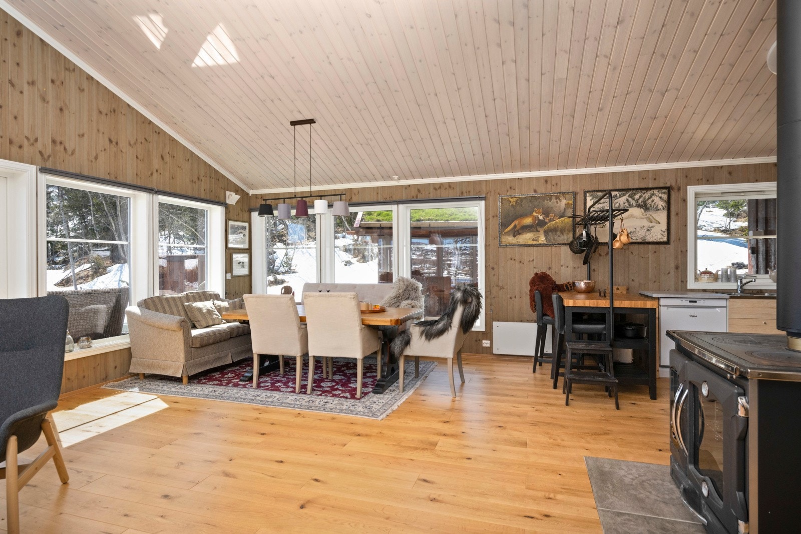 Stue med god takhøyde Galleribilde