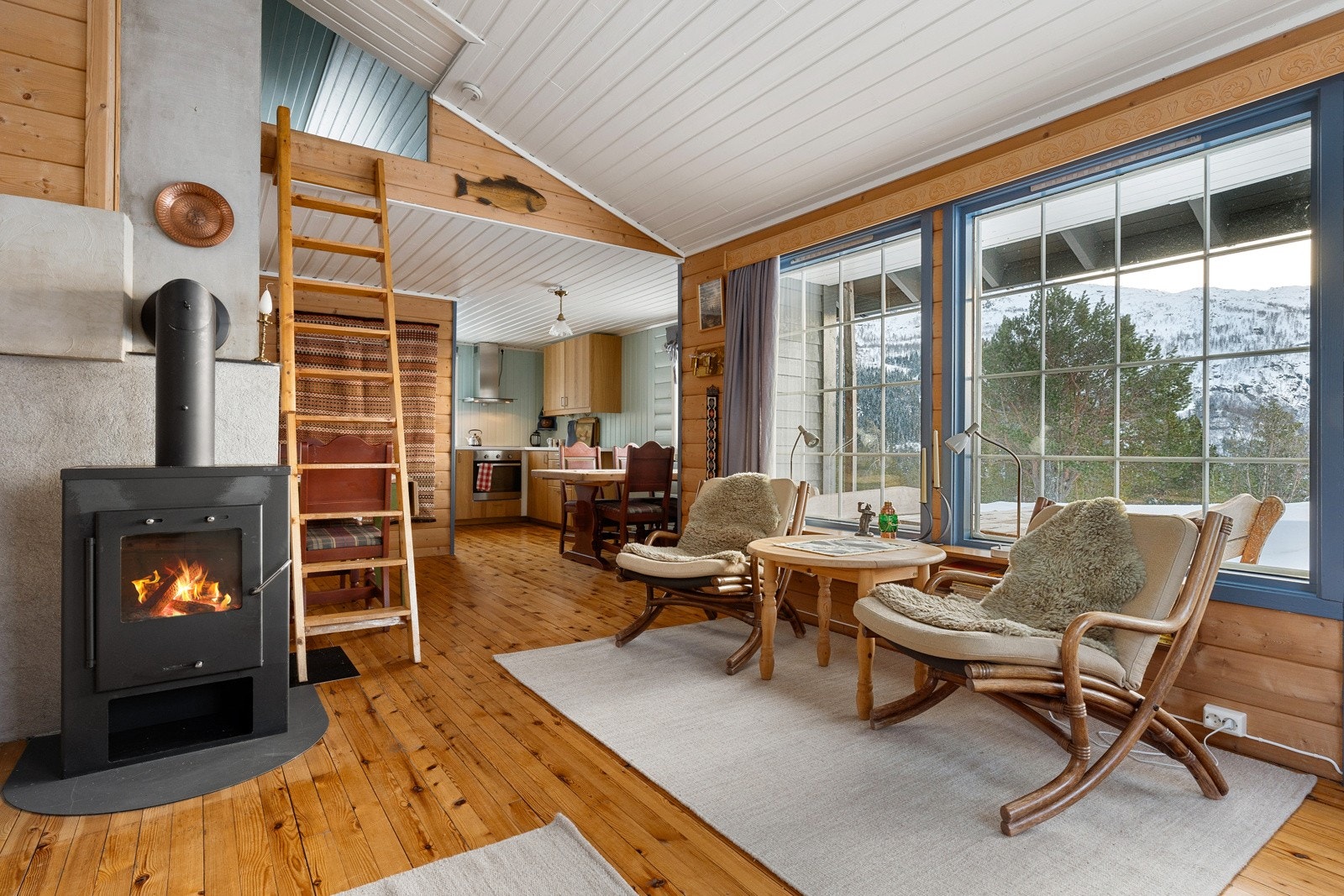 Fra tuen er det tilkomst til en kjekk hems. Galleribilde